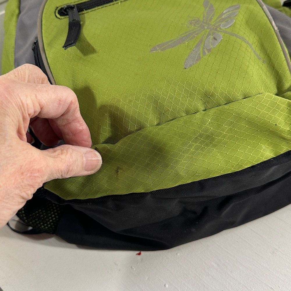 LL Bean chartreuse nylon back pack - Picture 12 of 12